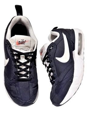 Kid’s Nike Air Max Dawn Running Shoes Sz 3.5